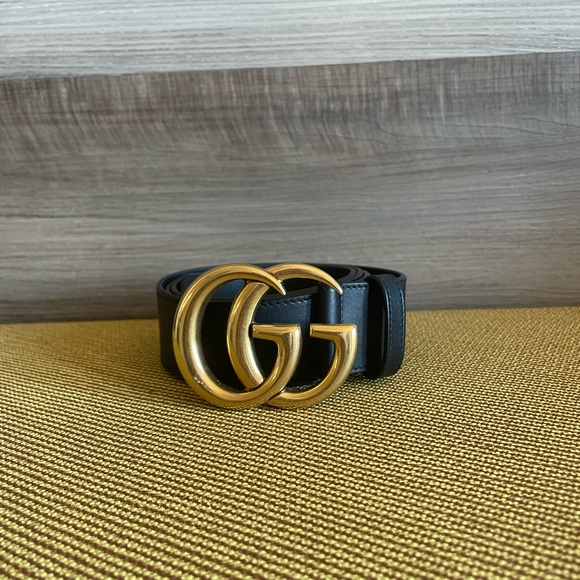 Gucci Black Belt with Gold Buckle - Picture 1 of 4